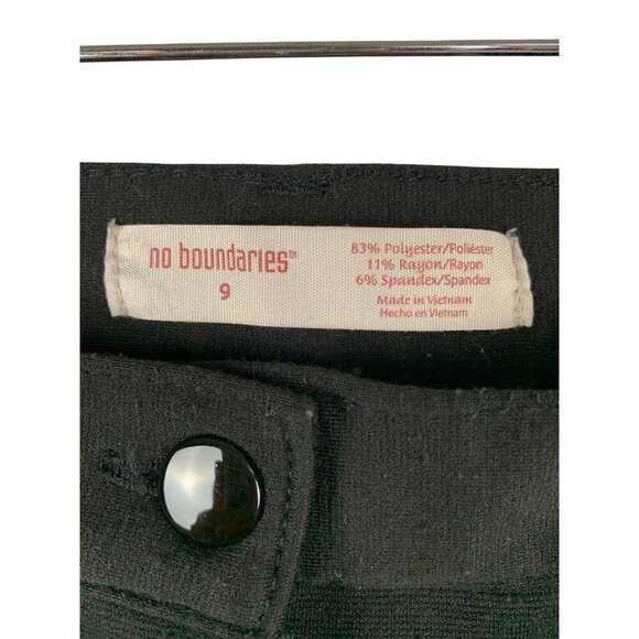 No Boundaries Womens Black Skinny Pants Size 9 Rayon & Spandex Blend Made In Vie - Picture 5 of 5